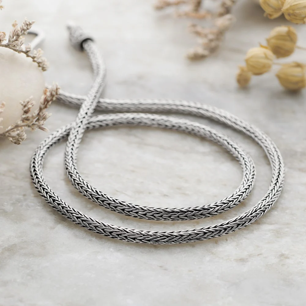 40cm Handmade Balinese Chain - Image 2