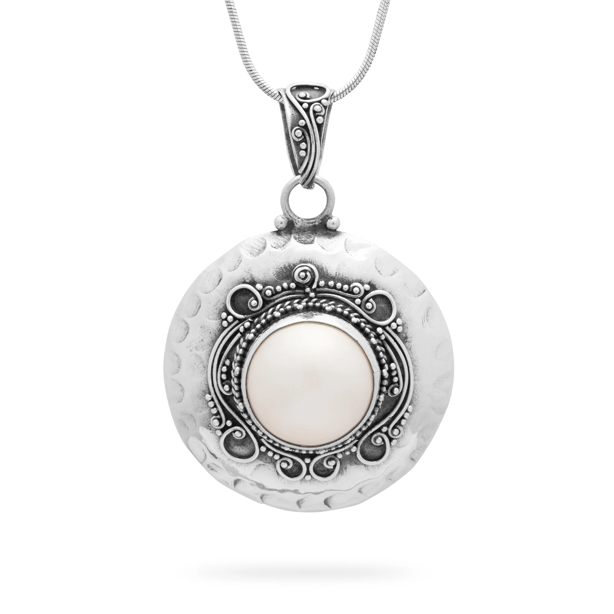Bali Moon Pearl Pendant (B589P01)