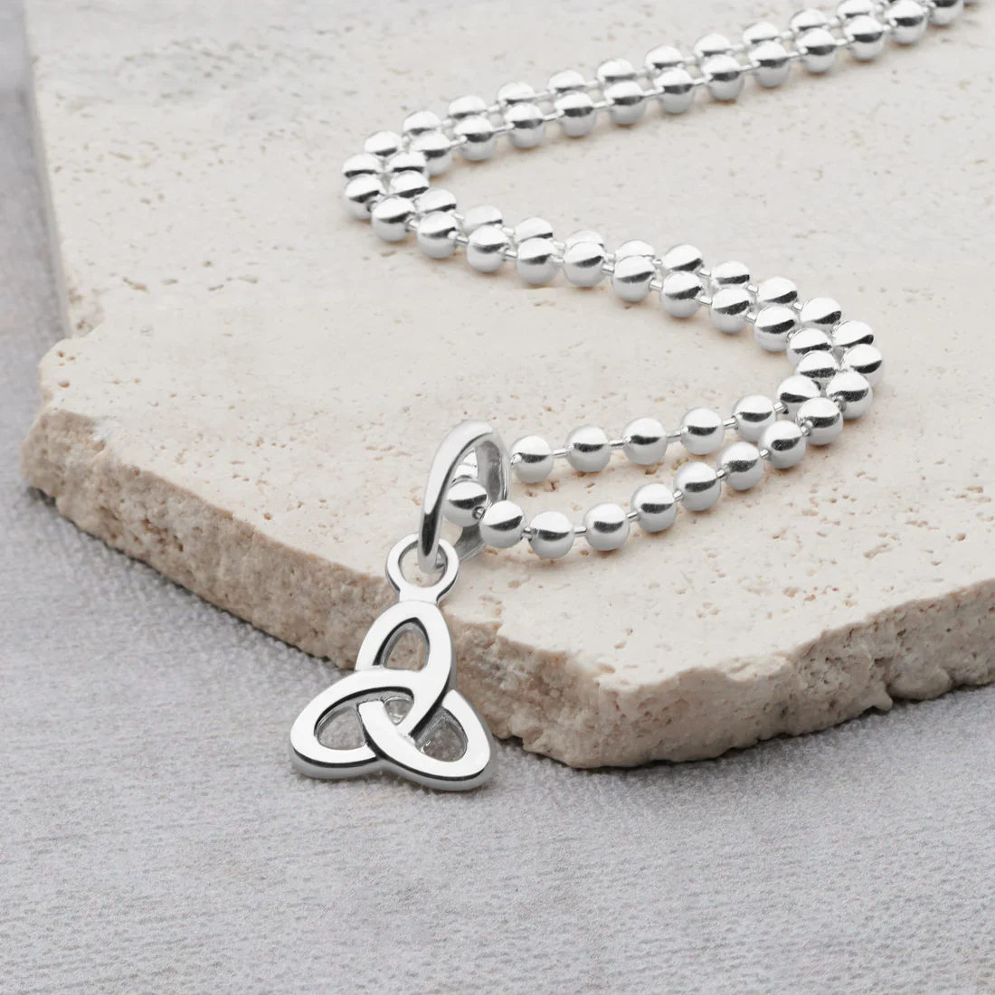 Celtic Trinity Knot Pendant - Image 3