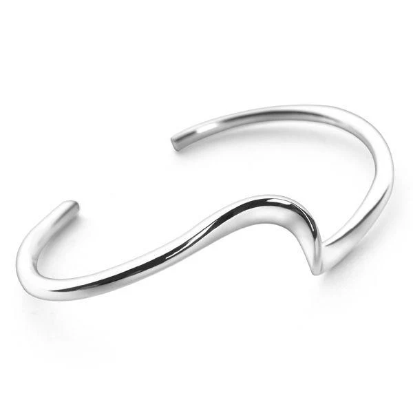 Classico Wave Bangle