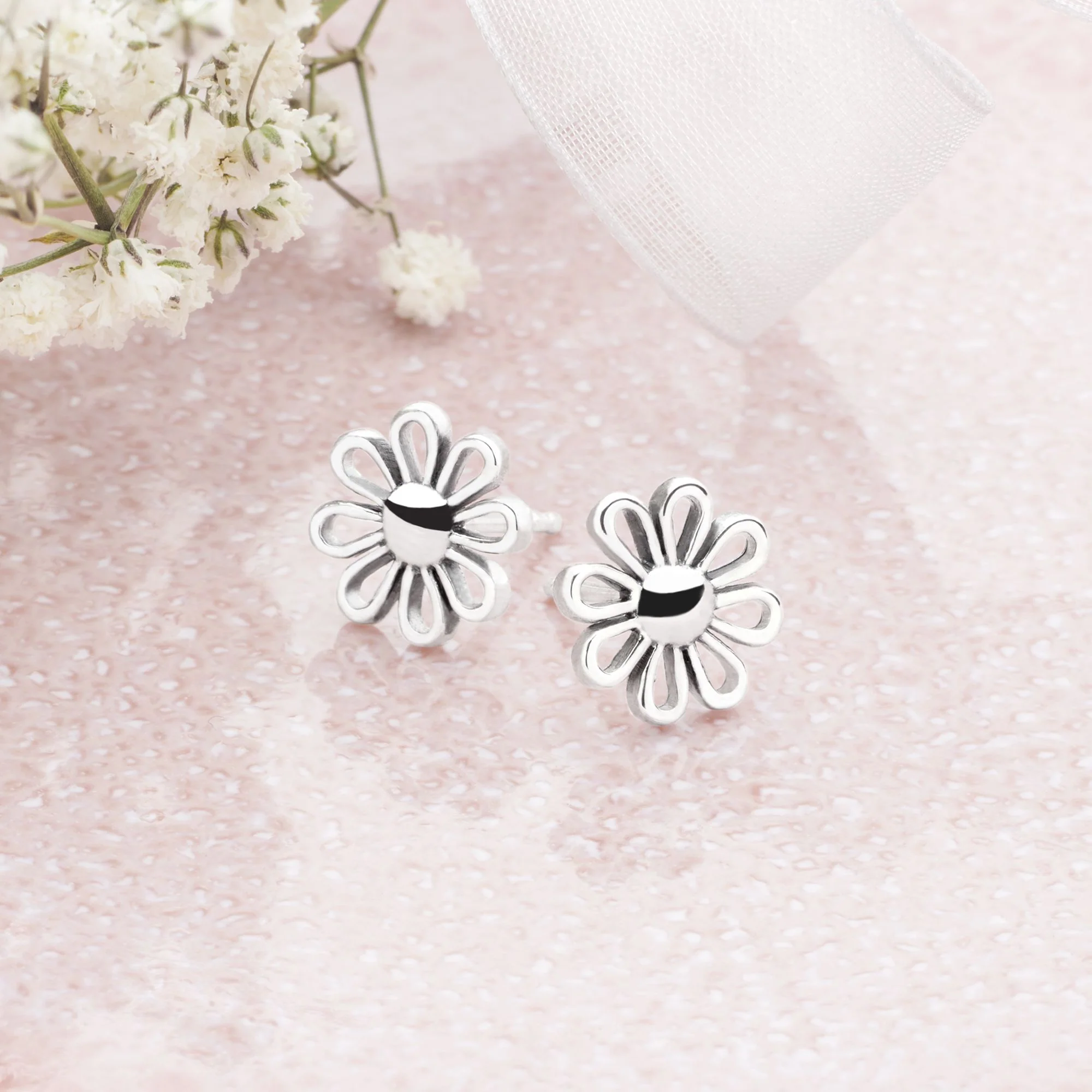 Dainty Daisy Studs - Image 2