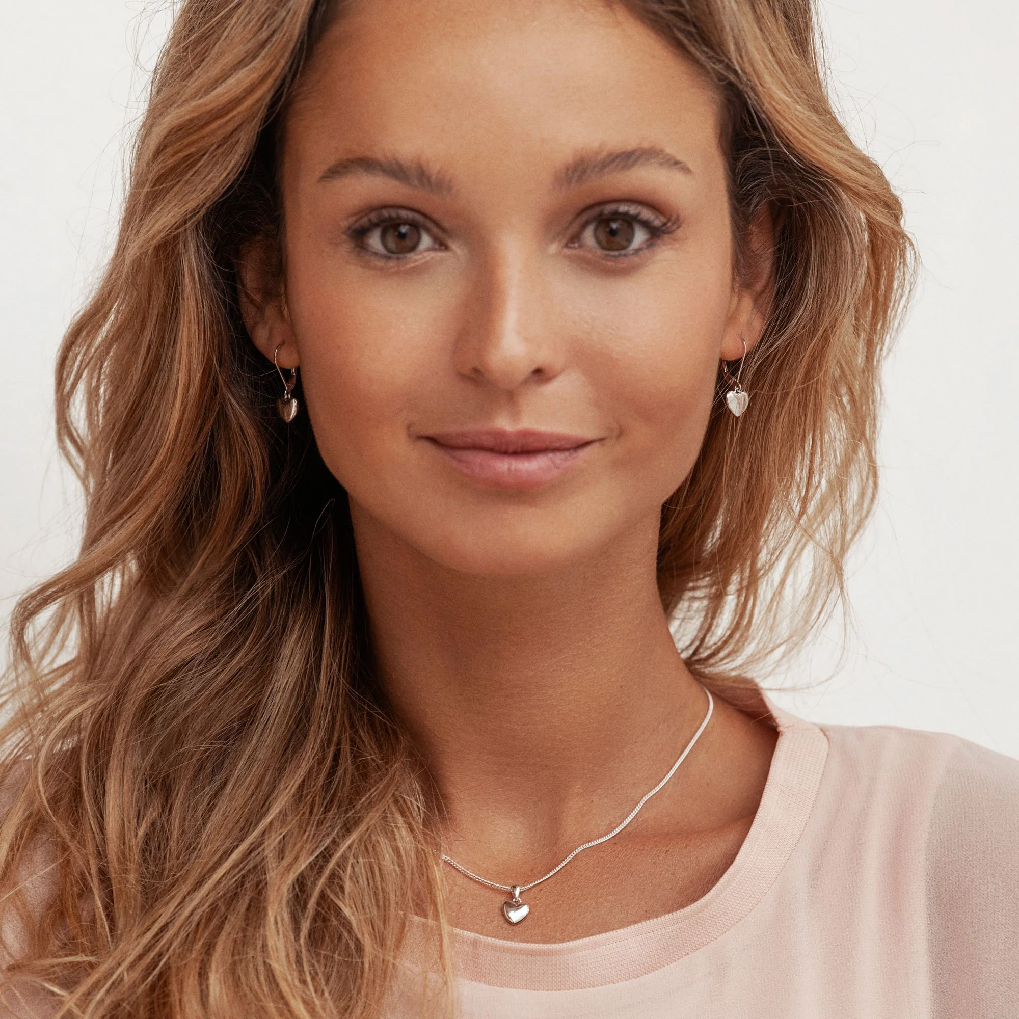 Dainty Heart Pendant - Image 2