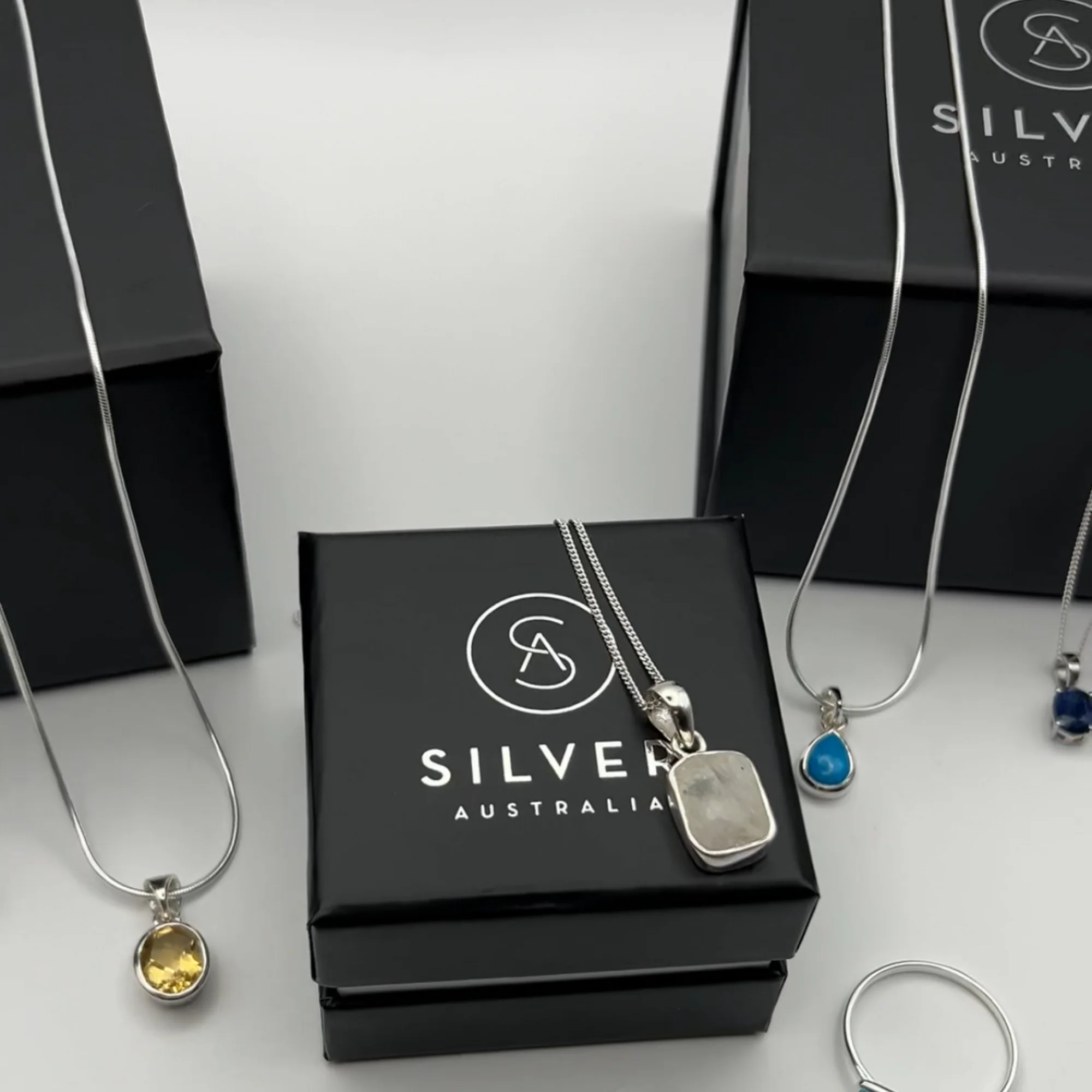 Deluxe Gift Bag - Image 3
