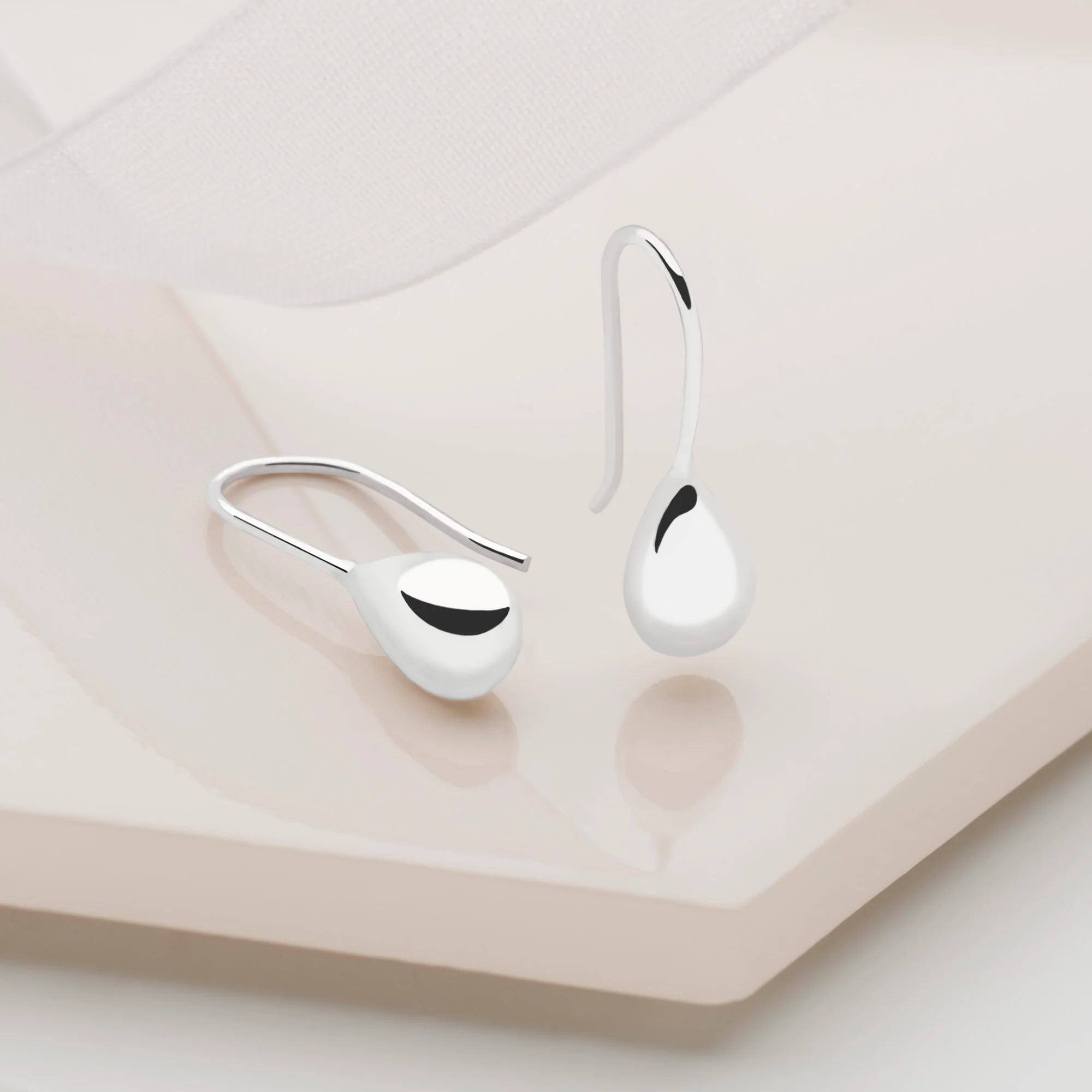 Dew Drop Silver Earrings - Image 3
