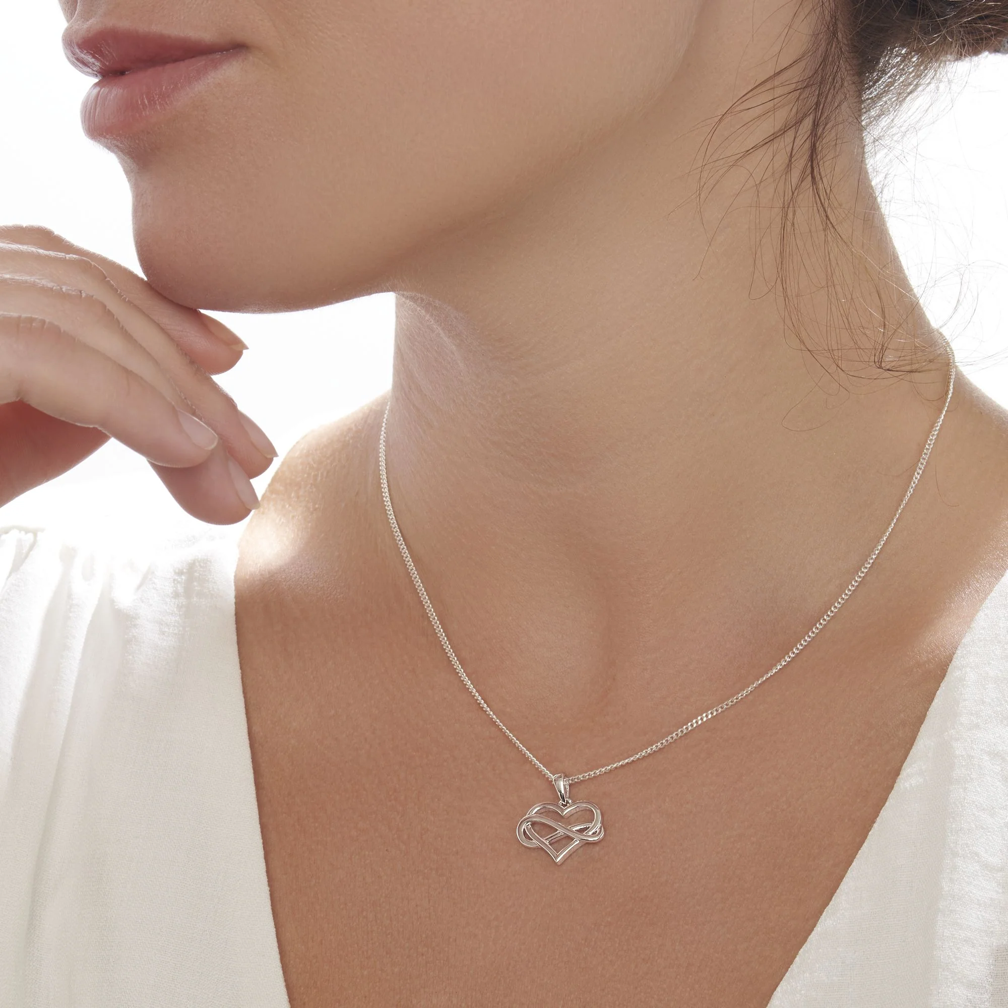 Eternal Love Celtic Heart Pendant - Image 4