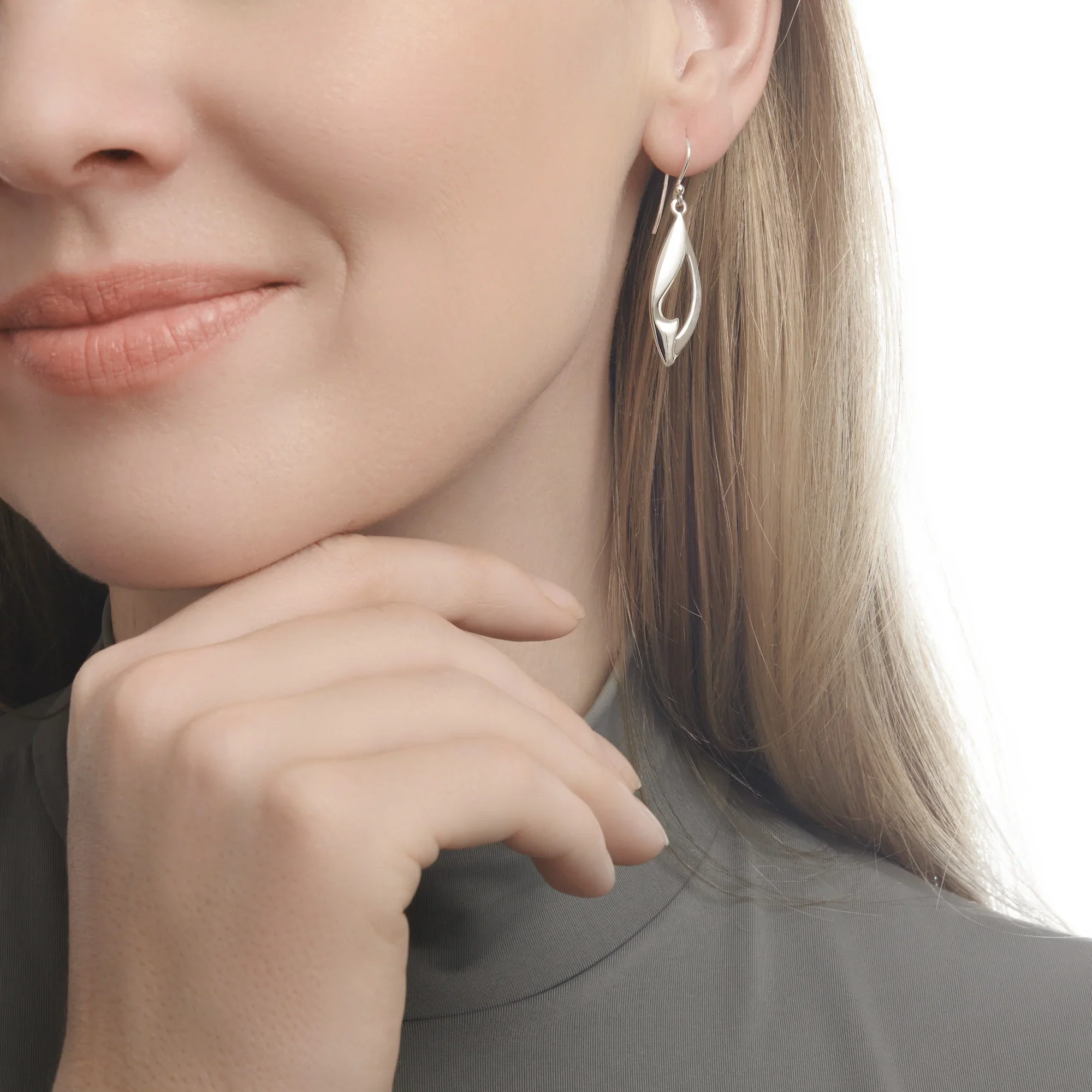 Silver Eucalyptus Shine Earrings - Image 2
