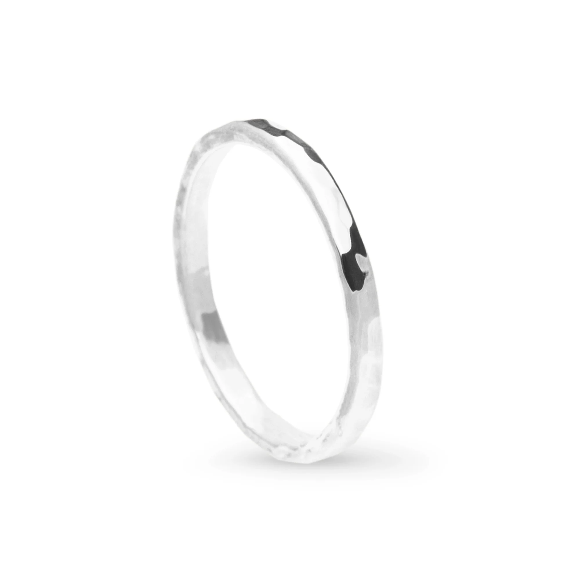Hammered D-Shaped Silver Band Ring 2mm - Image 3