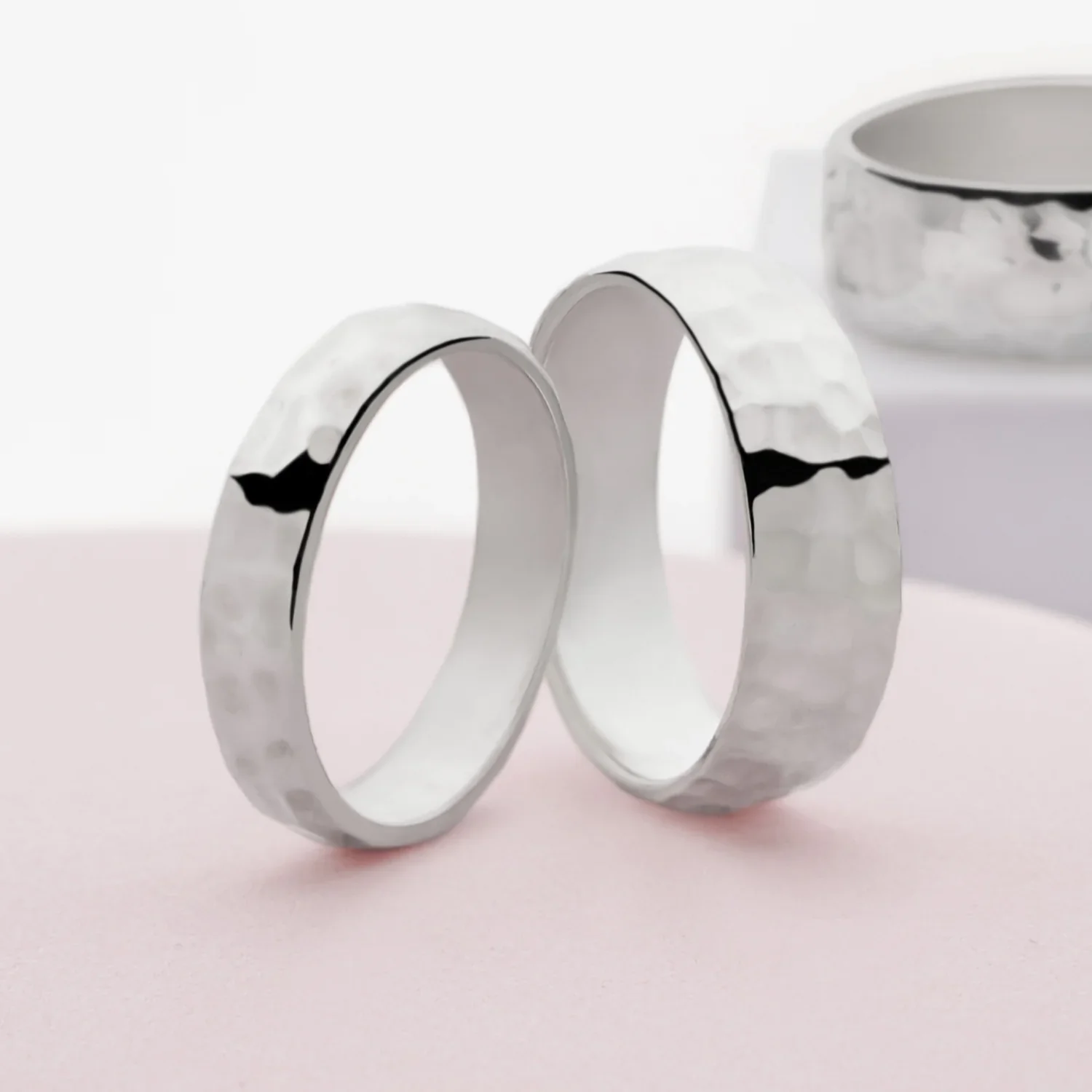 Hammered D-Shaped Silver Band Ring 4mm - Image 3