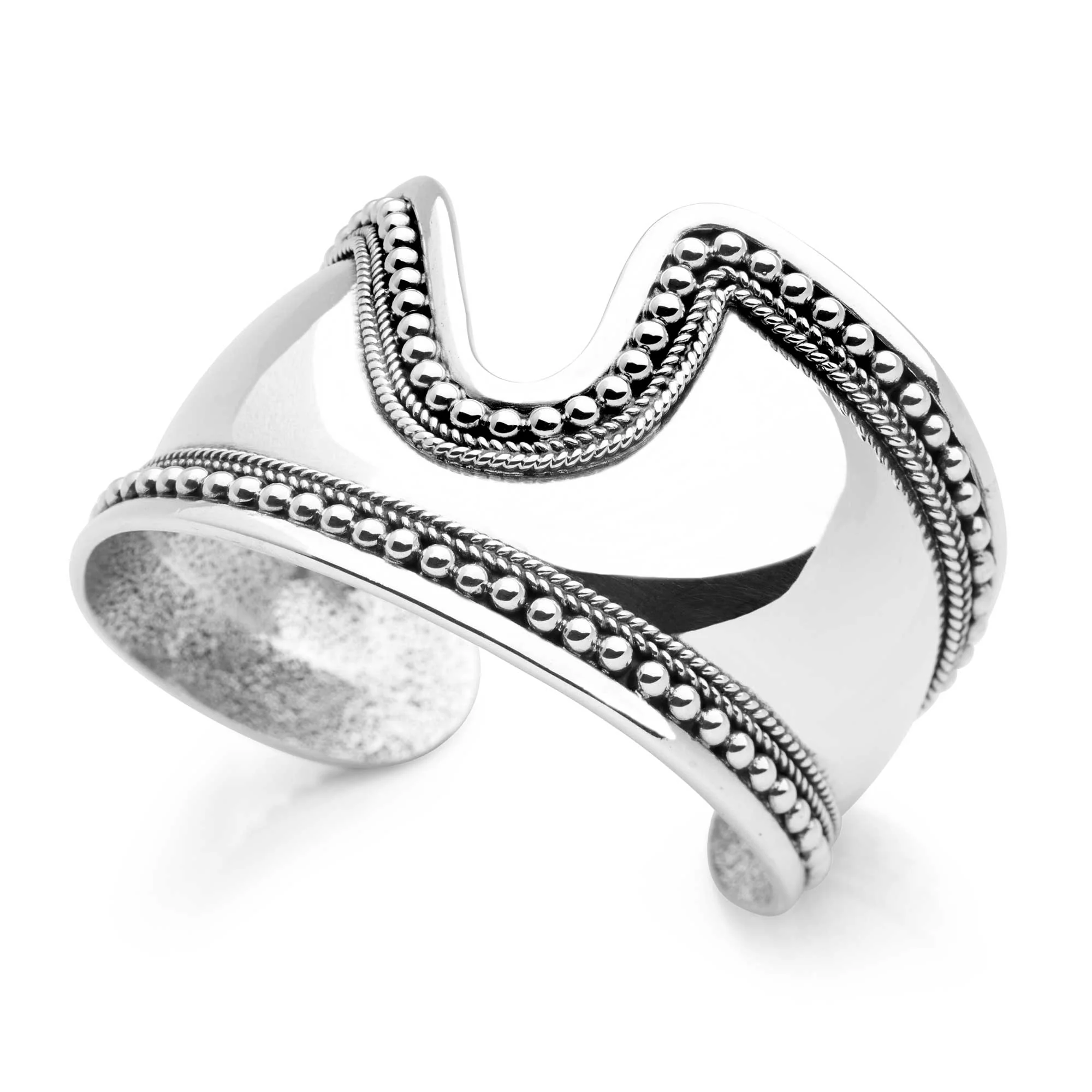 Kubu Art Silver Bangle