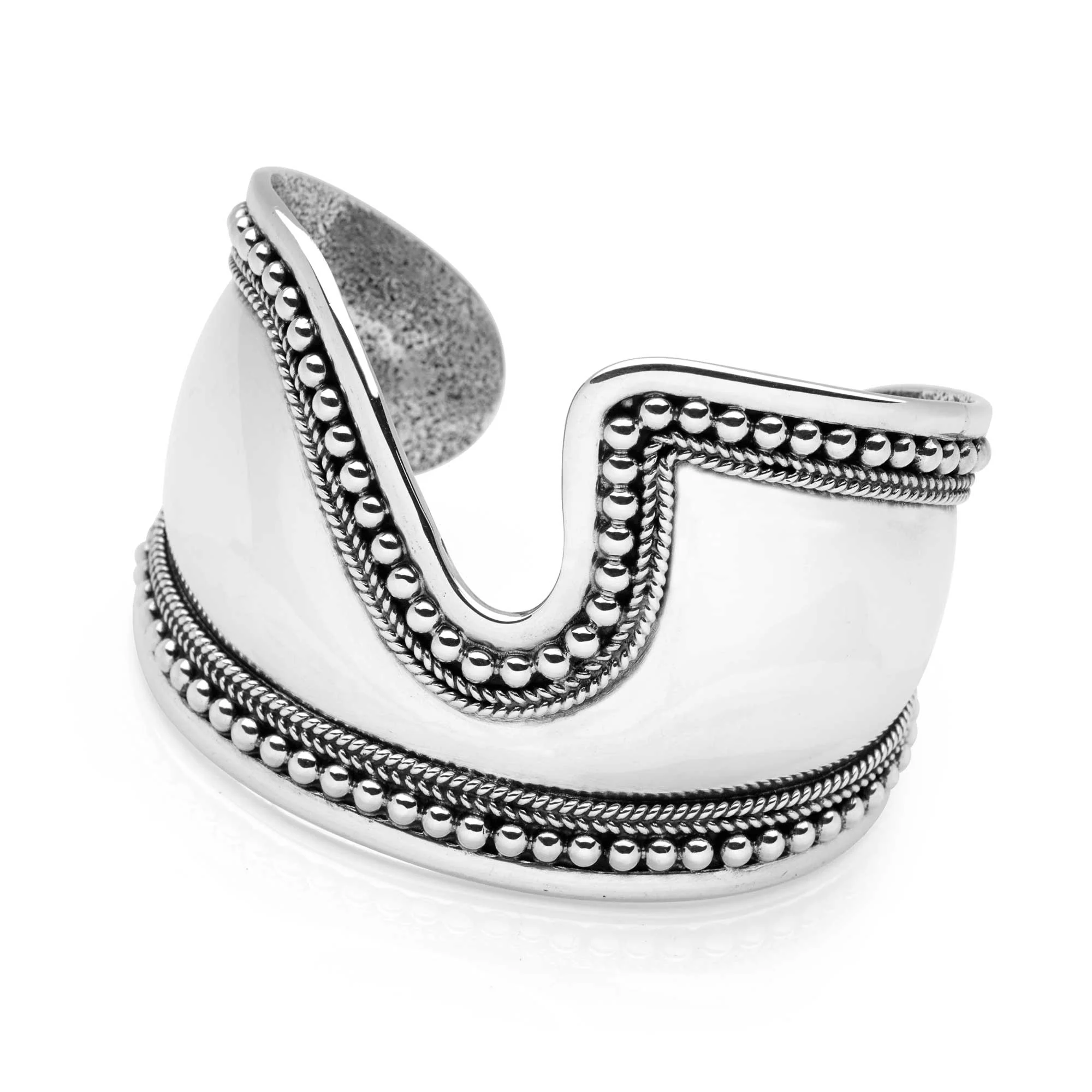 Kubu Art Silver Bangle - Image 3