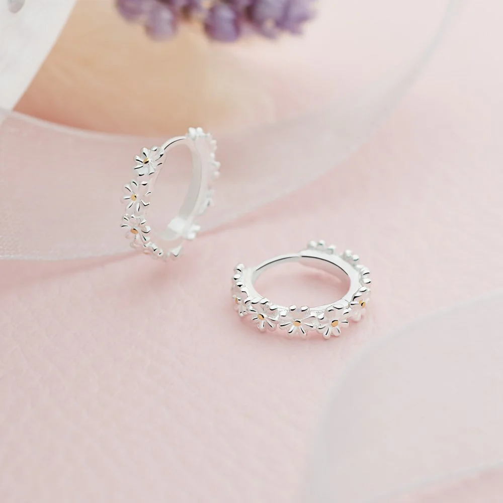 Petite Daisy Chain Huggie Hoops - Image 5