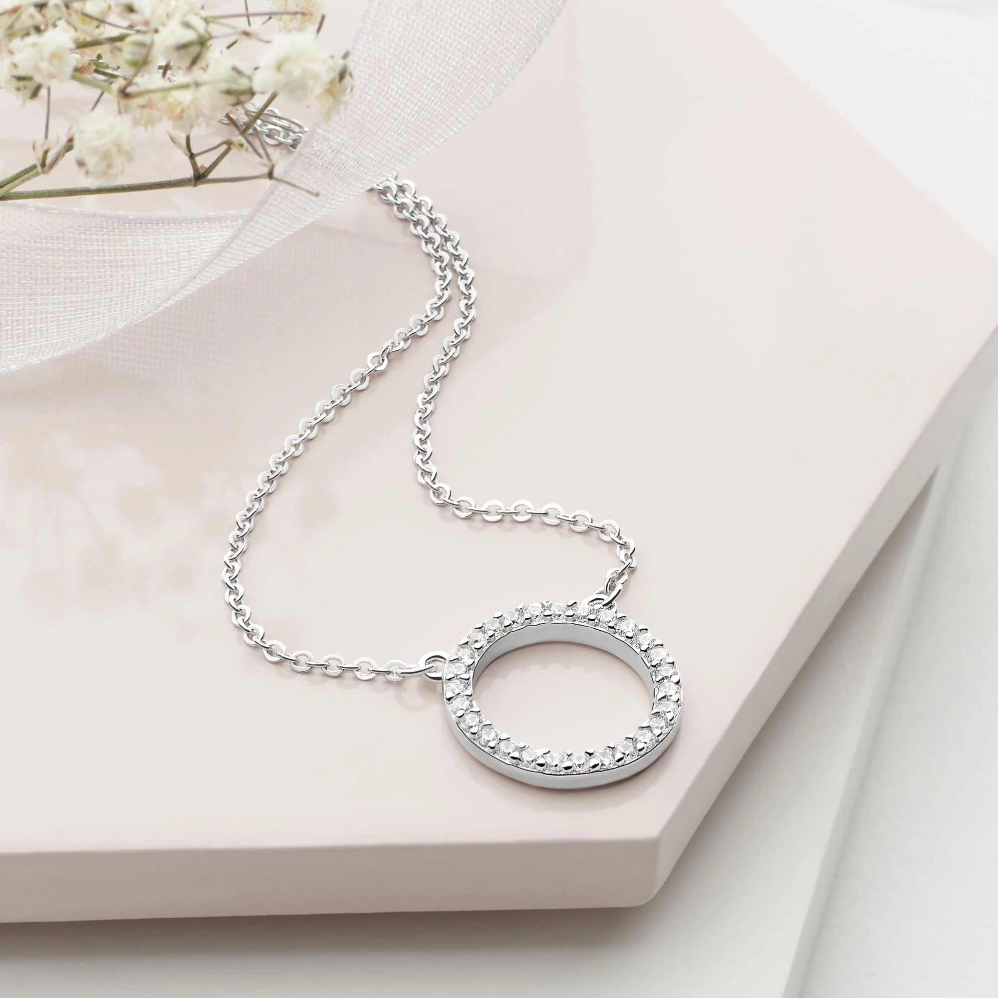 Sparkling Halo Chain