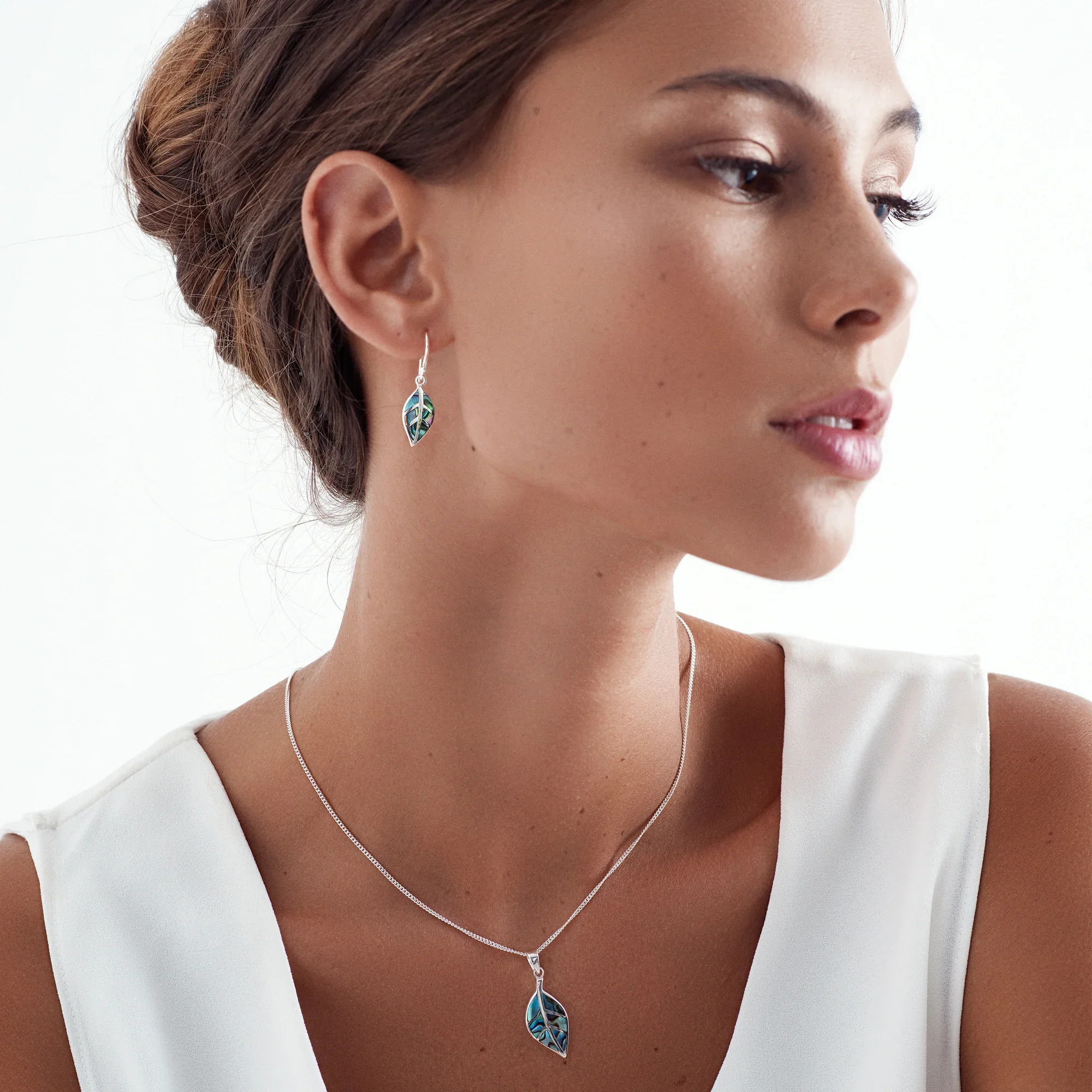 Tropical Leaf Pendant - Image 2