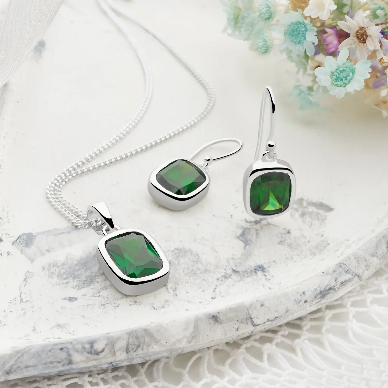 Verdant Verde Pendant - Image 6