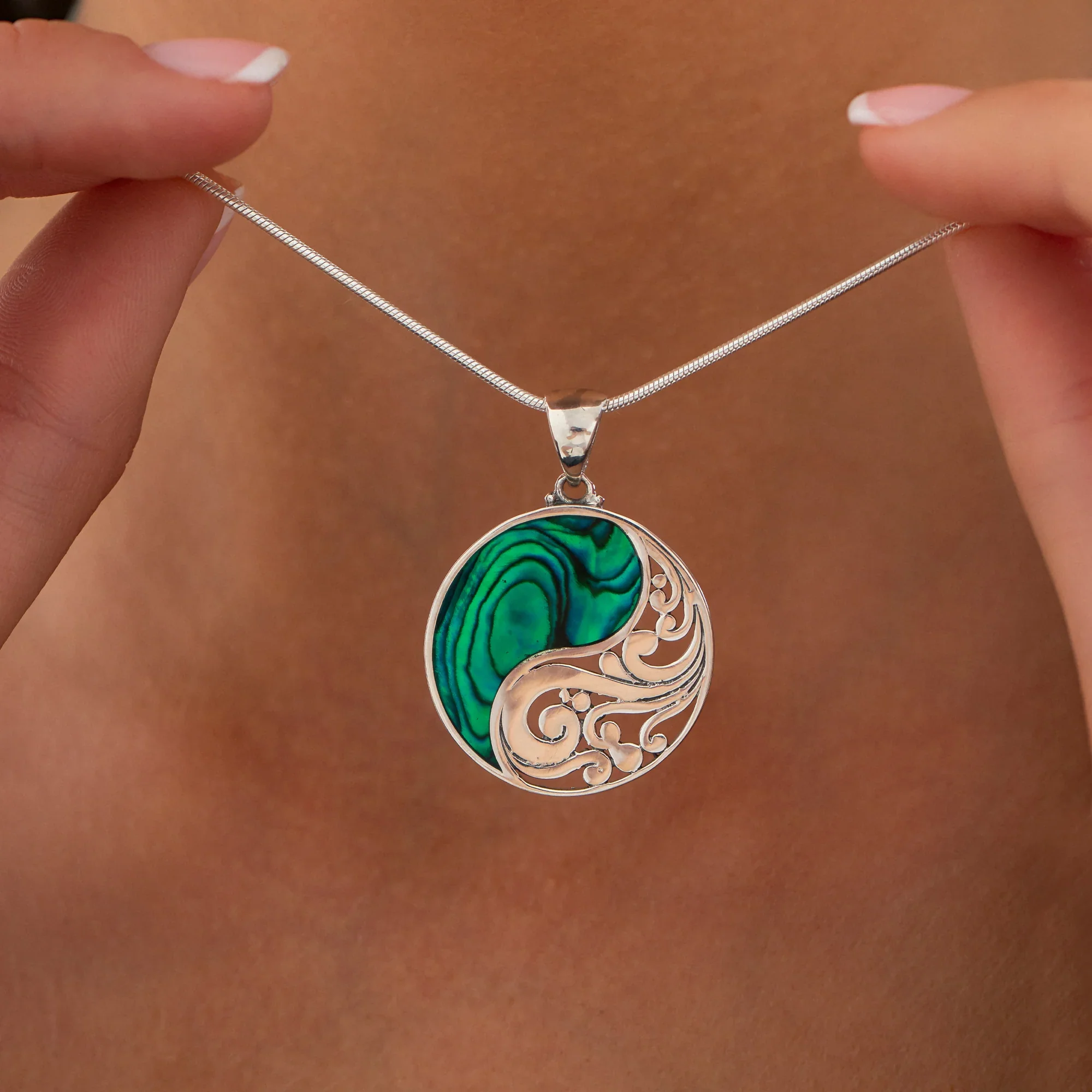 Yin Yang Wave Pendant - Image 5